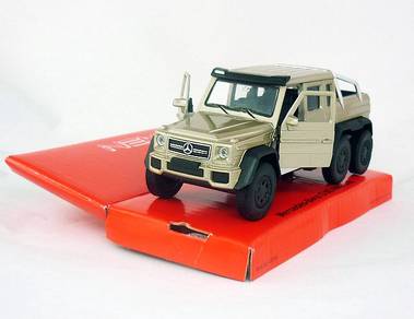 Mercedes benz G63 AMG 6X6 SUT diecast Model Car