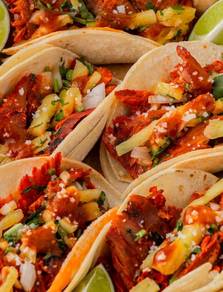 spicy chicken taco