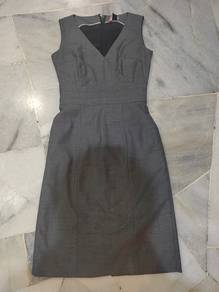 Grey sleeveless dress
