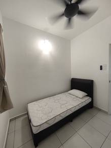 Room in Bayan Lepas, PNG