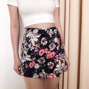 Flower short skirt
