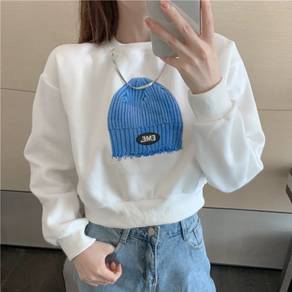 white sweatshirt