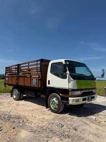 LORRY MITSHUBISHI CANTER 6speed