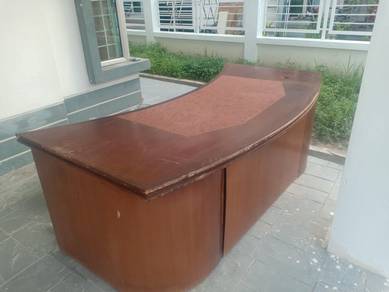 Nice office table