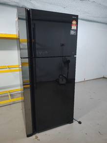 Hitachi Refrigerator Peti Ais 601L