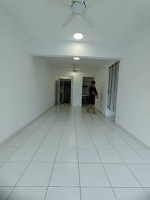Condominium For Rent in I-Santorini