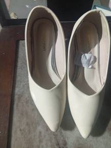 high heels shoes 