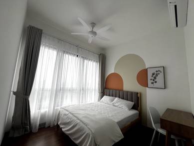 Room in Setia Alam, SGR