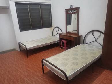 Room in Shah Alam, SGR