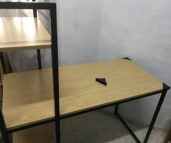 Rak meja Belajar