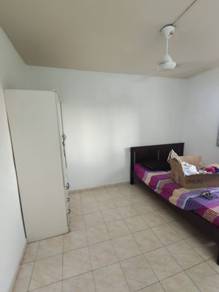Apartment For Rent in Sri Penara