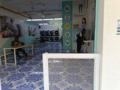 Shop lot For Sale in Pokok Mangga,MLK