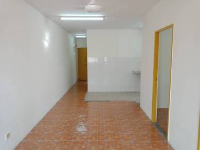 Apartment For Rent in Apartment Lestari (Damansara Damai)