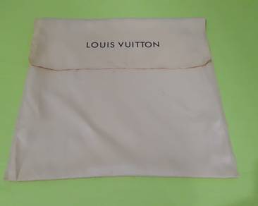 LV Flap Dust Bag - 36 x 36 cm