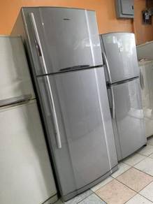 Big Ais Toshiba 2 doors fridge Peti Sejuk ice