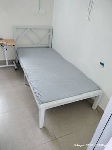 bed frame only , 3v brand 