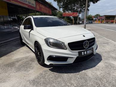 2013 Mercedes Benz A200 200 BlueEFCY (CBU)