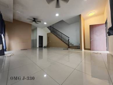 Semi-Detached House For Sale in Setia Alam,SGR