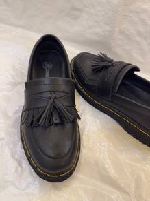 Men leather tassel loafers