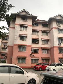 Apartment For Sale in Bukit Subang,SGR