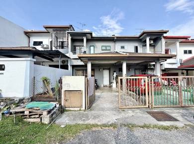 2-storey Terraced House For Sale in Seri Kembangan,SGR