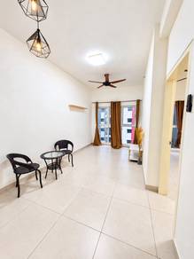 Condominium For Rent in Canopy Hills