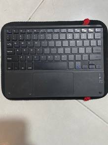 Keyboard with mouse pad
