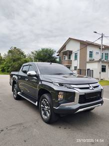 Mitsubishi Triton VGT PREMIUM in Muar, JHR