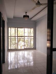 Apartment For Rent in Suria Apartment (Damansara Damai)