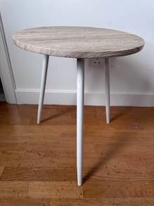 Minimalist designed side tables.