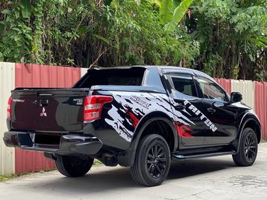Mitsubishi Triton VGT ATHLETE in Salak Selatan, KUL
