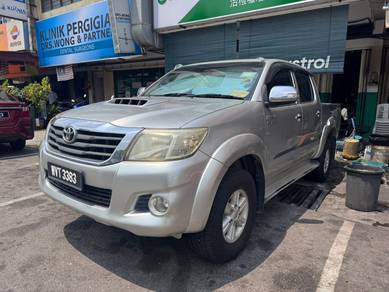 Toyota Hilux G in Dengkil, SGR