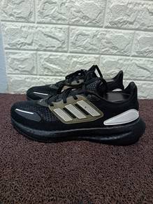 Uk7.5 Adidas Ultraboost 23  Running