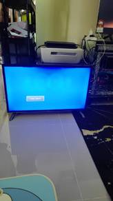 Televisyen LED 32 inci Second