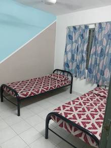 Room in Damansara Perdana, SGR