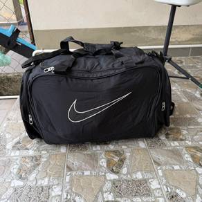 NIKE Brasilia Duffle Bag
