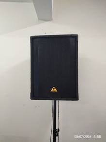 behringer 15inch 
