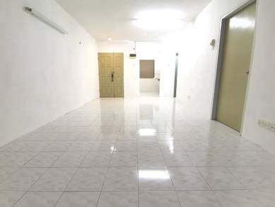 Apartment For Sale in Taman Kristal
