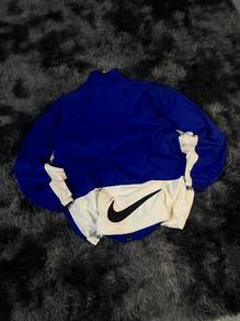 nike windbreaker