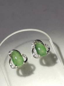 Subang Giok Jadeite Burma Ais Hijau