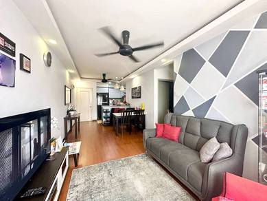 Condominium For Sale in Desaminium Flora