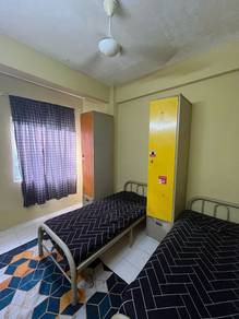 Room in Shah Alam, SGR