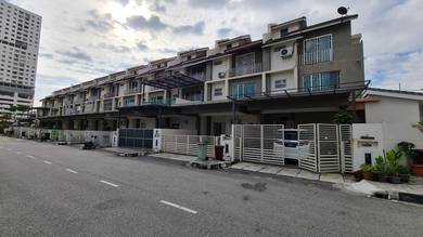 3-storey Terraced House For Sale in Bayan Baru,PNG