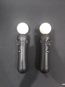 Sony PlayStation Move Motion Controllers 