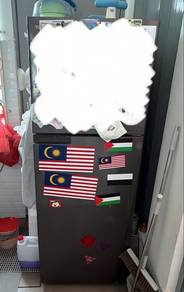 Toshiba Peti Ais Dua Pintu