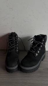 Pre-loved Timberland winter boots for sale, Uk5