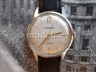 Vintage Le Cheminent watch