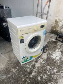 Electrolux front load washer 7kg mesin basuh
