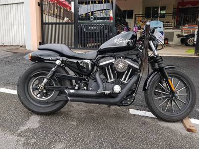Harley-Davidson Iron 883
