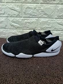 uk7 Nike Aqualock 360 Slip-On